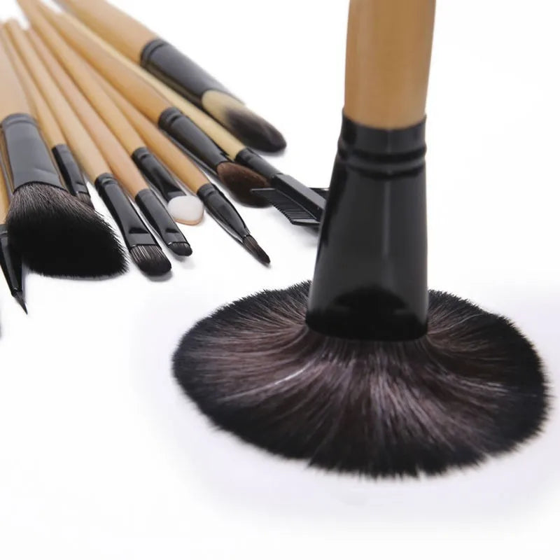 24-Piece Makeup Brush Set with Leather Roll-Up Case – Professional Cosmetic Brushes for Face & Eyes